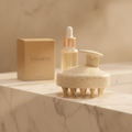 Masseur crânien galet CHAARNA en silicone sur marbre